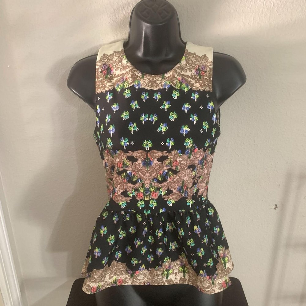 Topshop / 2 / Floral Pepulm Tank Top Blouse